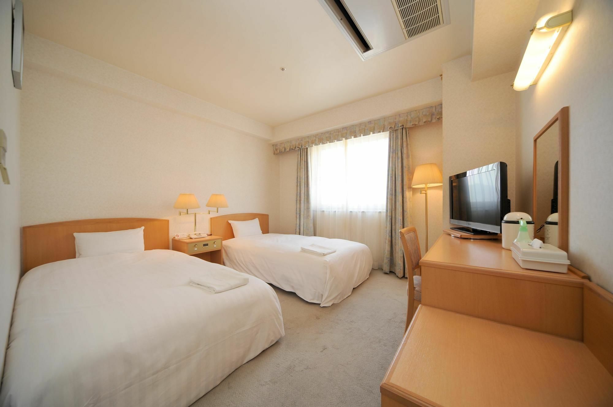 Bright Park Hotel Коти Экстерьер фото